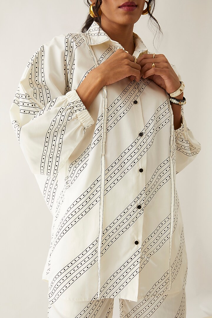 Off-White Cotton Satin Printed Co-Ord Set by SNOB at Pernia's Pop Up Shop