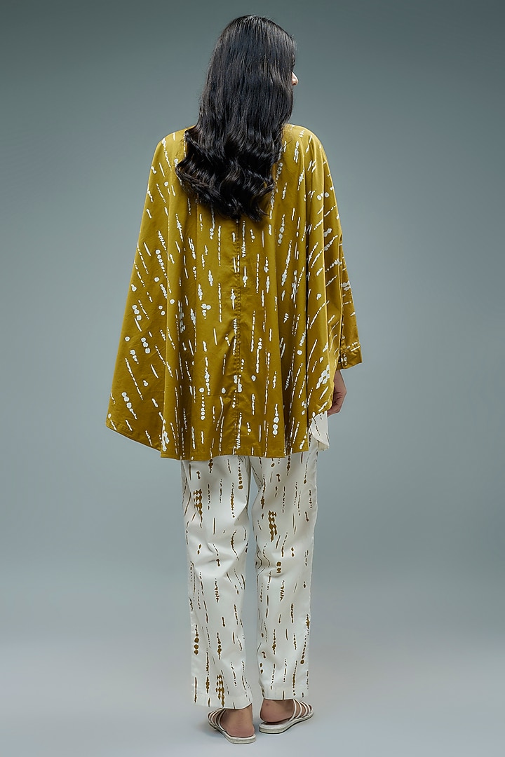White Cotton Abstract Printed Co-Ord Set by SNOB at Pernia's Pop Up Shop