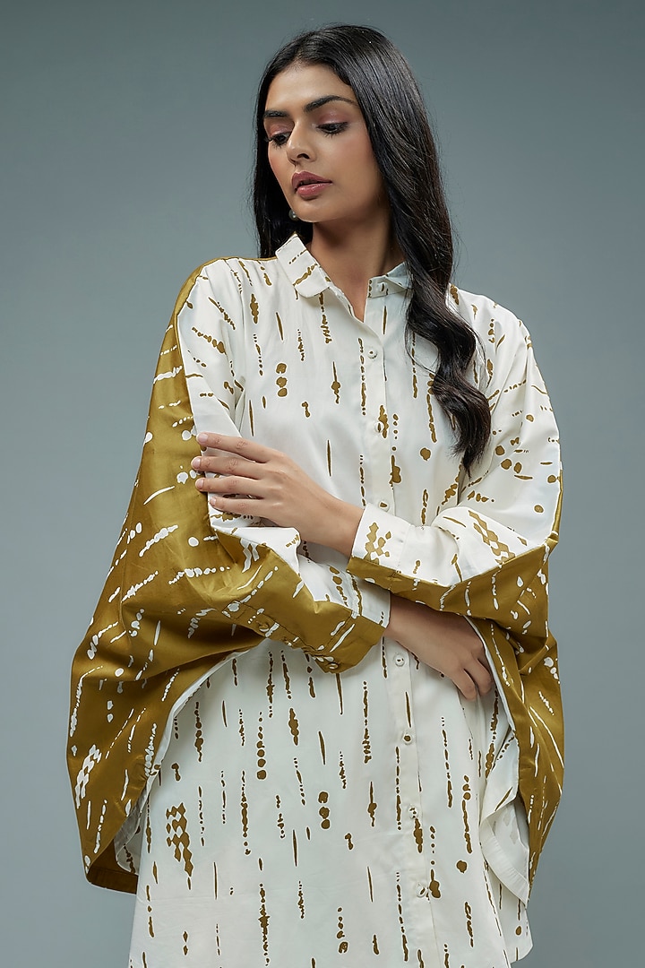 White Cotton Abstract Printed Co-Ord Set by SNOB at Pernia's Pop Up Shop
