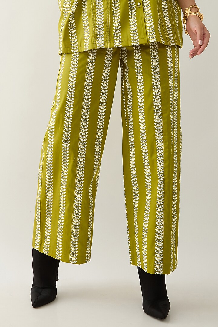 Leaf Green Cotton Satin Printed Co-Ord Set by SNOB at Pernia's Pop Up Shop