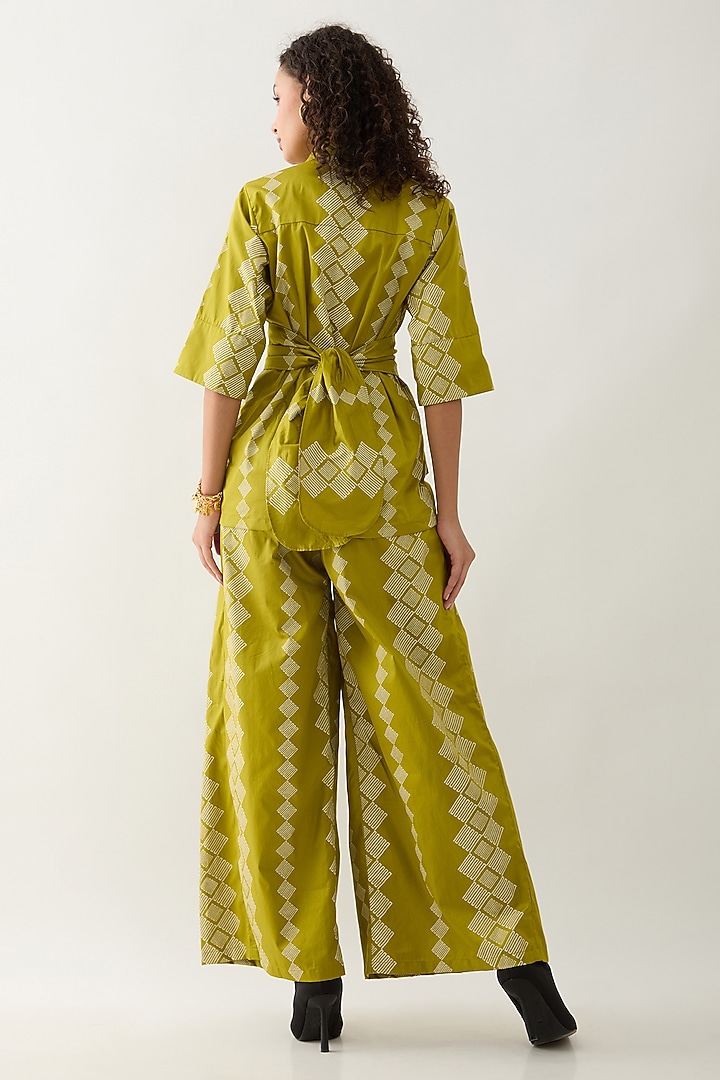 Leaf Green Cotton Satin Printed Co-Ord Set by SNOB at Pernia's Pop Up Shop