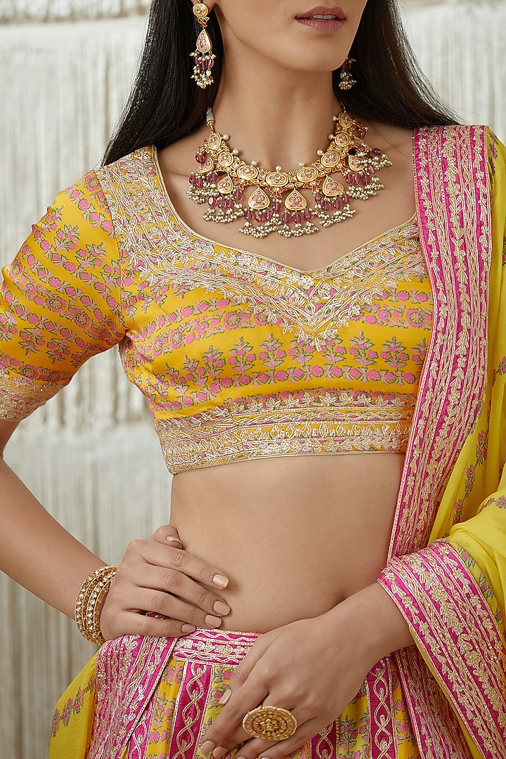 Mustard Printed & Embroidered Wedding Lehenga Set by Shyam Narayan Prasad at Pernia's Pop Up Shop