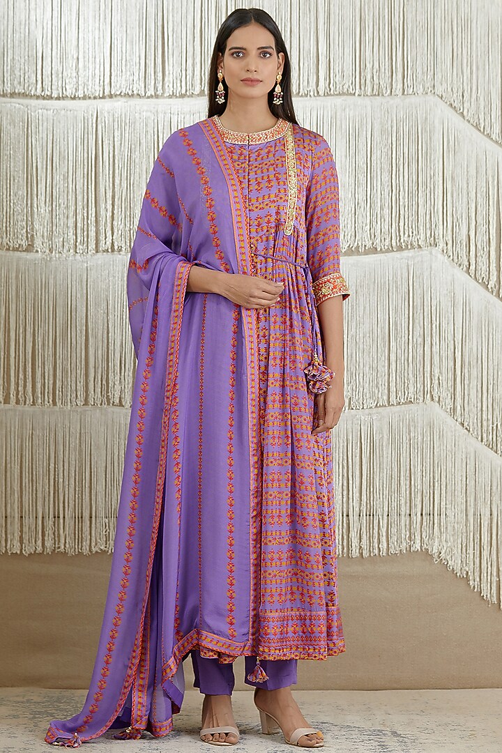Paisley Purple Printed Party Wear Anarkali Set by Shyam Narayan Prasad at Pernia's Pop Up Shop