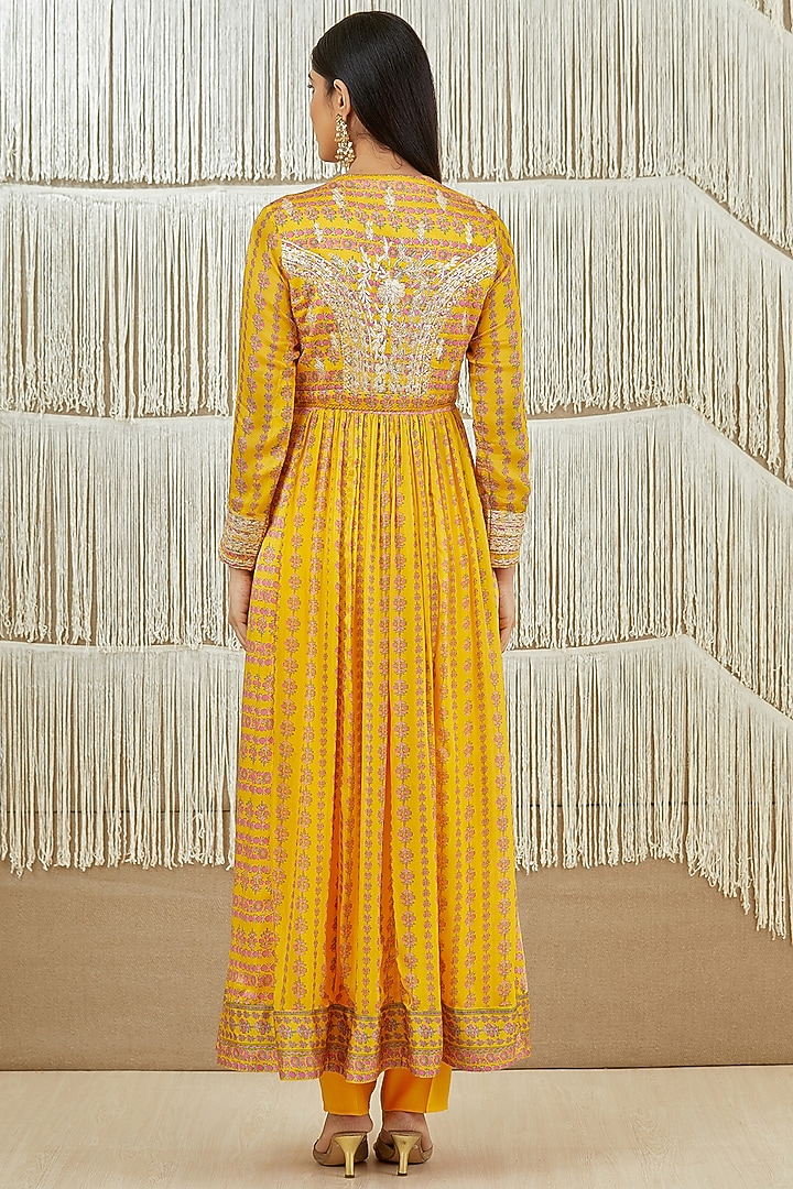 Mustard Embroidered Wedding Anarkali Set by Shyam Narayan Prasad at Pernia's Pop Up Shop