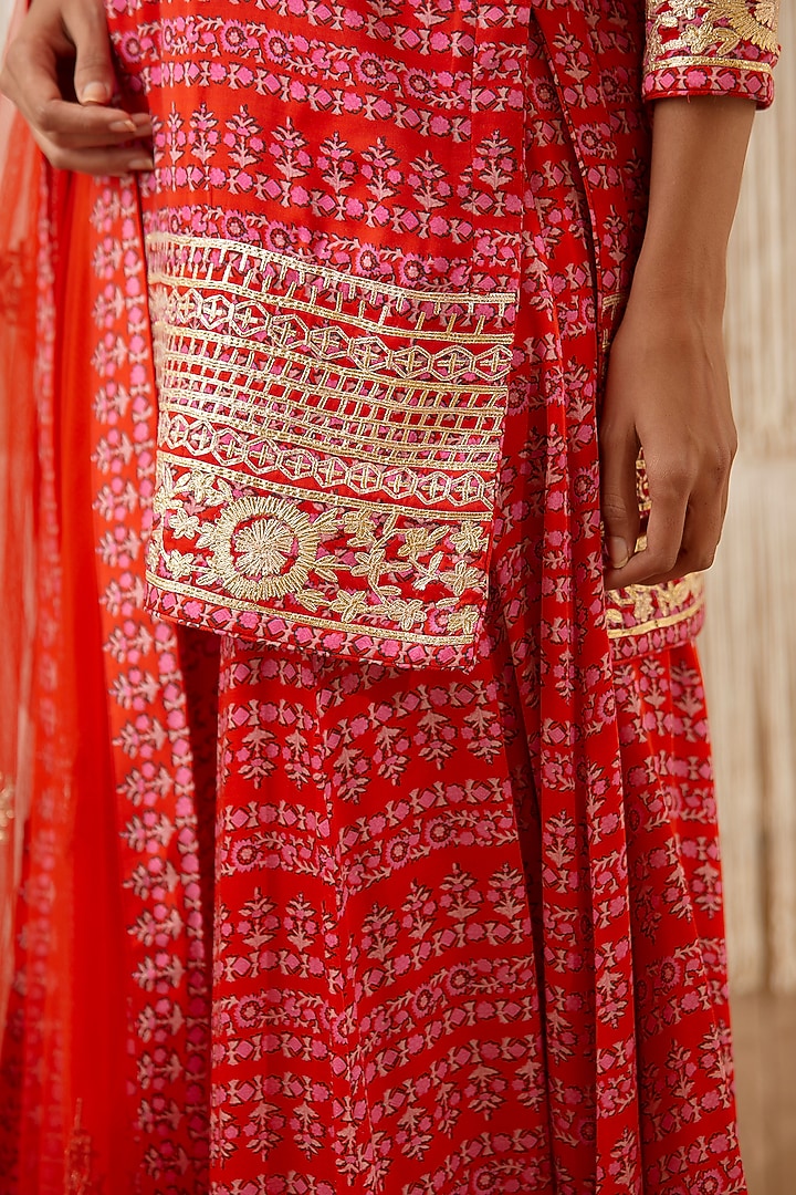 Bright Red Printed Wedding Sharara Set by Shyam Narayan Prasad at Pernia's Pop Up Shop