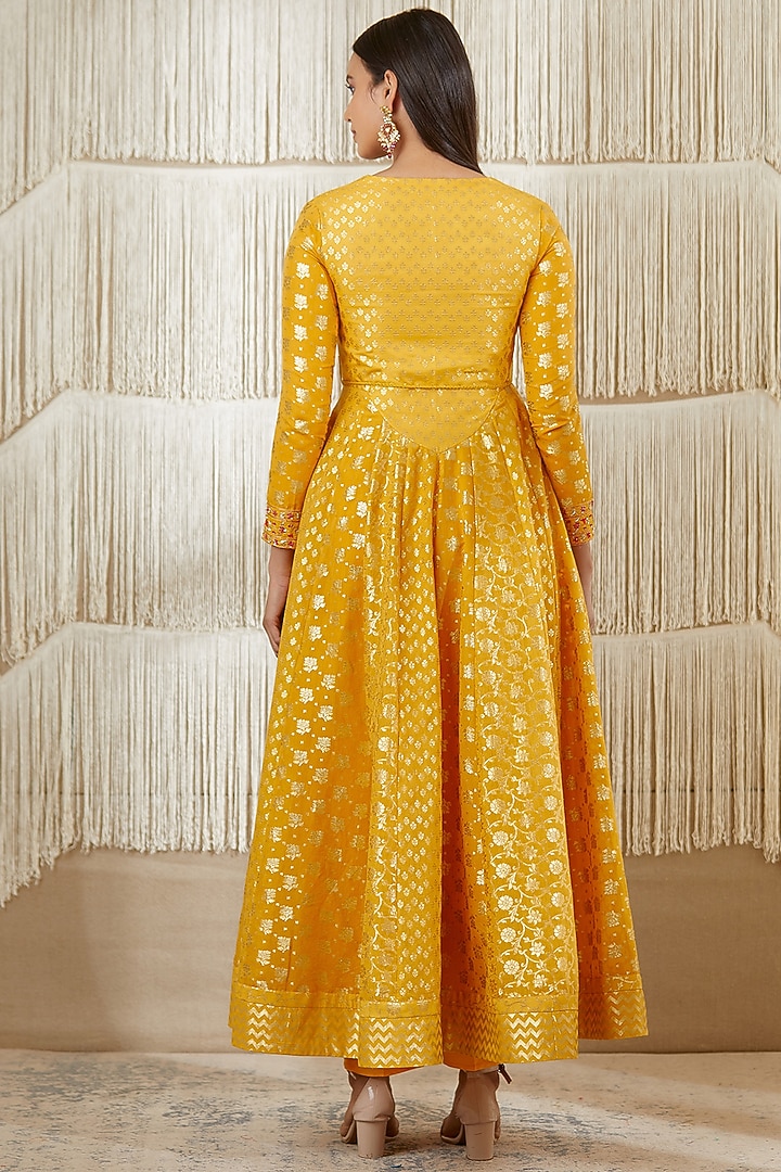 Mustard Zardosi Embroidered Wedding Anarkali Set by Shyam Narayan Prasad at Pernia's Pop Up Shop