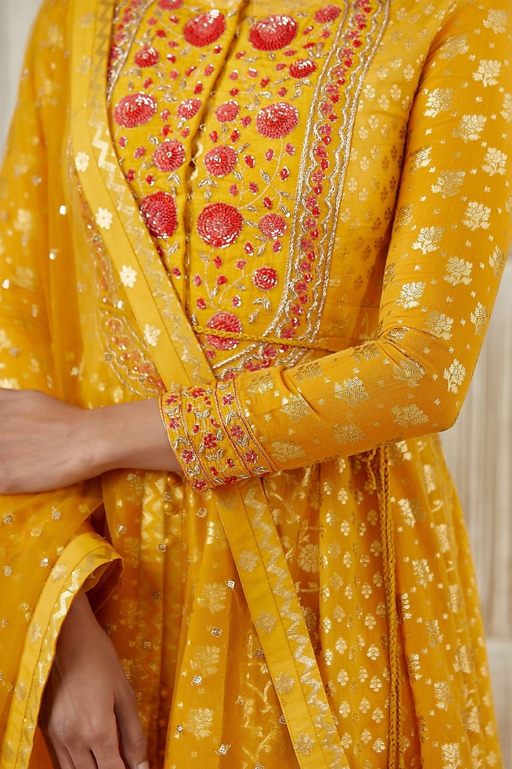 Mustard Zardosi Embroidered Wedding Anarkali Set by Shyam Narayan Prasad at Pernia's Pop Up Shop