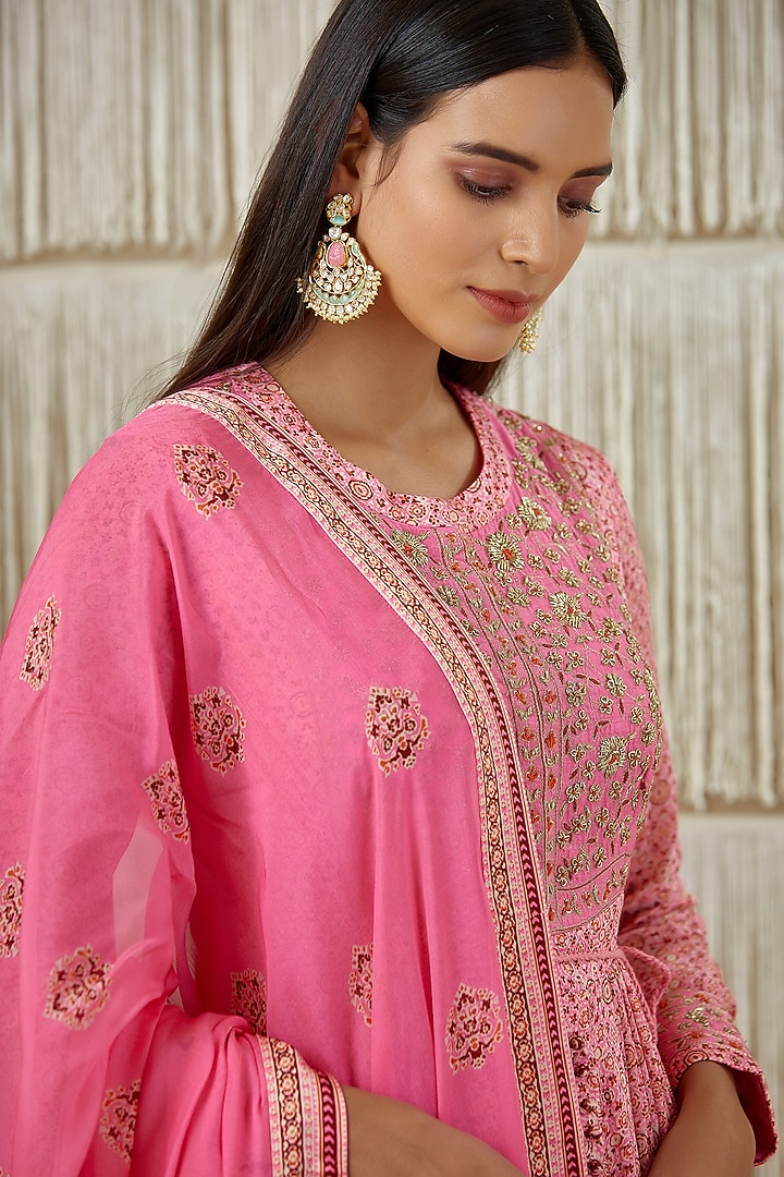 Pink Zardosi Embroidered Wedding Anarkali Set by Shyam Narayan Prasad at Pernia's Pop Up Shop