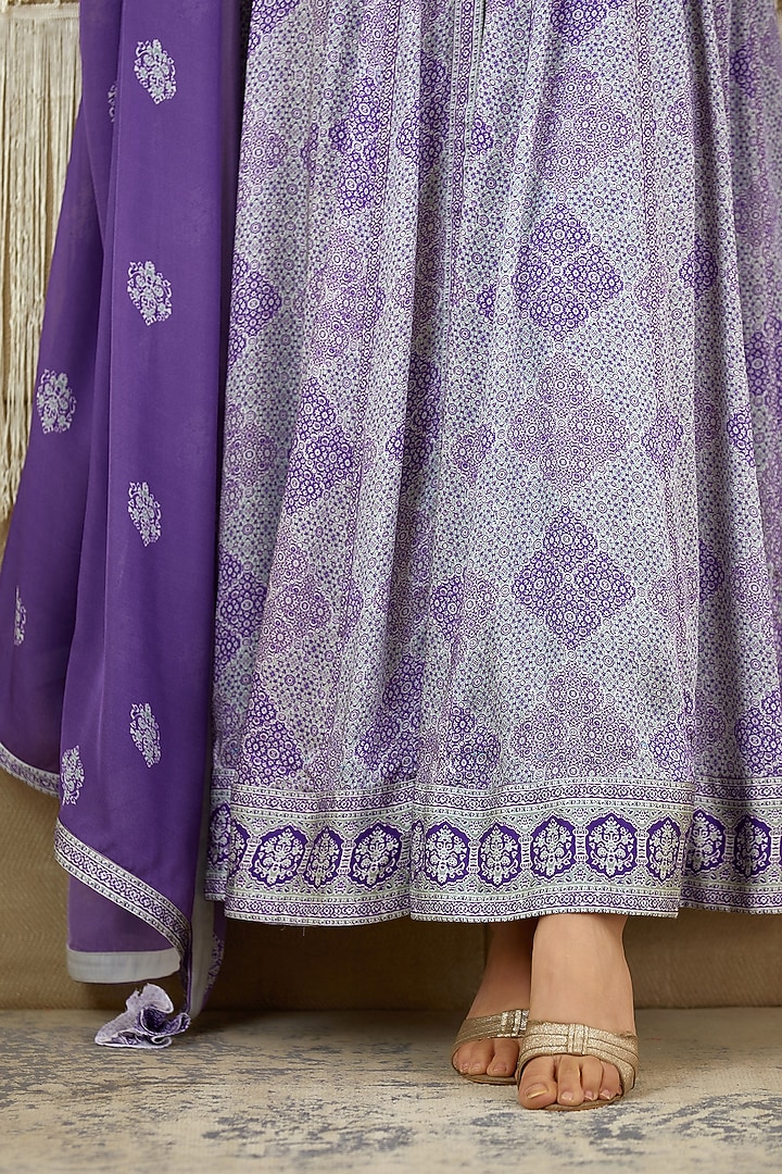 Purple Embroidered Wedding Anarkali Set by Shyam Narayan Prasad at Pernia's Pop Up Shop