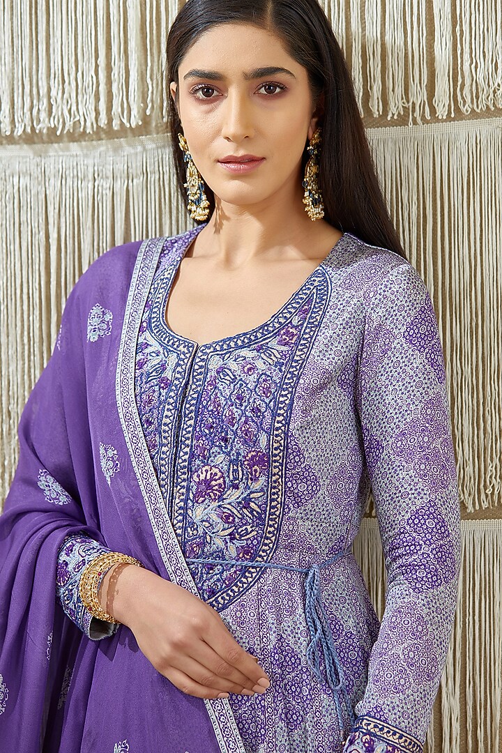 Purple Embroidered Wedding Anarkali Set by Shyam Narayan Prasad at Pernia's Pop Up Shop