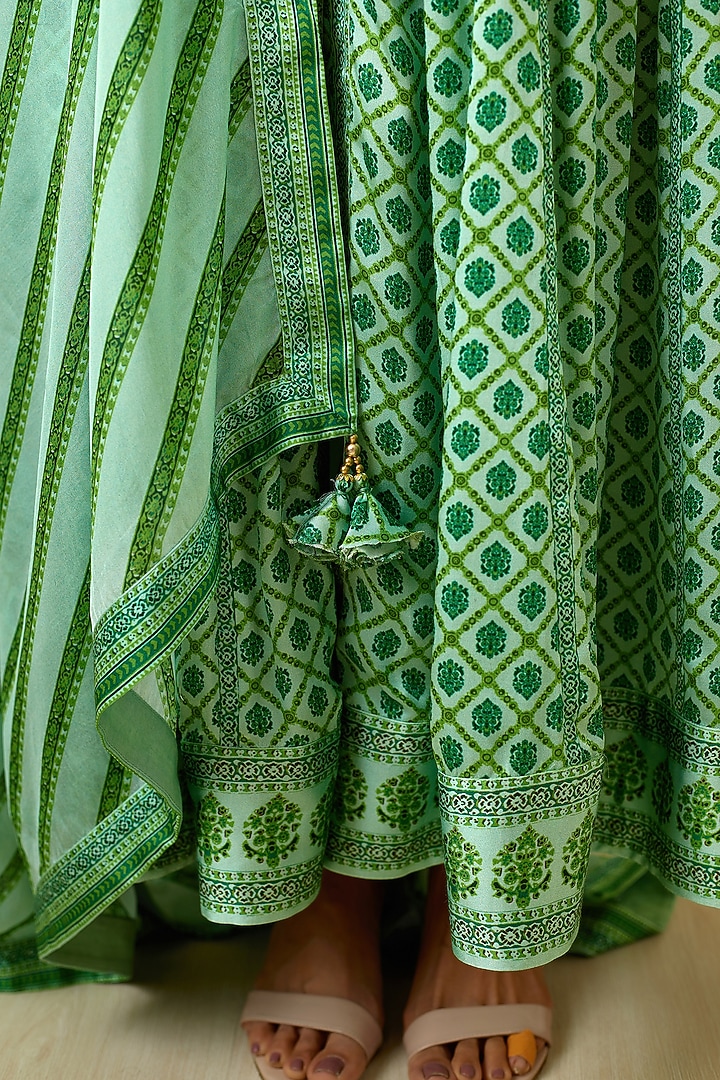 Green Embroidered & Printed Wedding Anarkali Set by Shyam Narayan Prasad at Pernia's Pop Up Shop