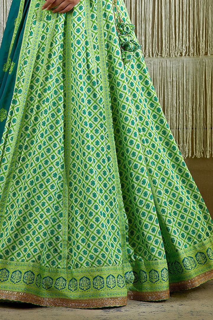 Bright Green Printed Wedding Lehenga Set by Shyam Narayan Prasad at Pernia's Pop Up Shop