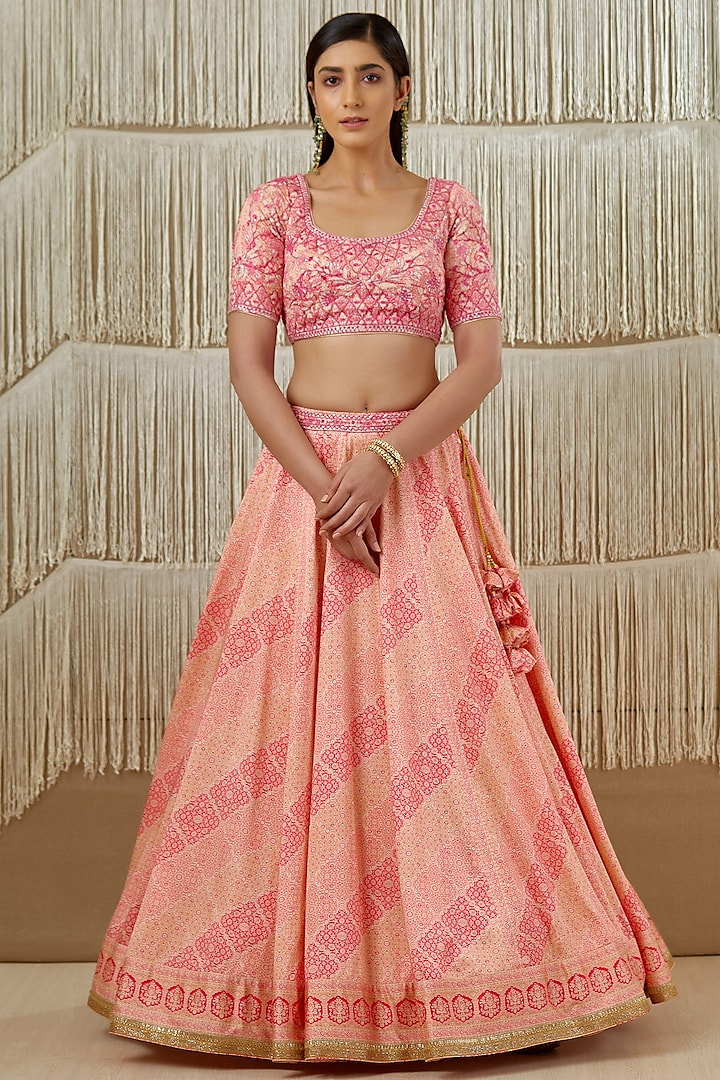 Coral Pink Printed Wedding Lehenga Set by Shyam Narayan Prasad at Pernia's Pop Up Shop