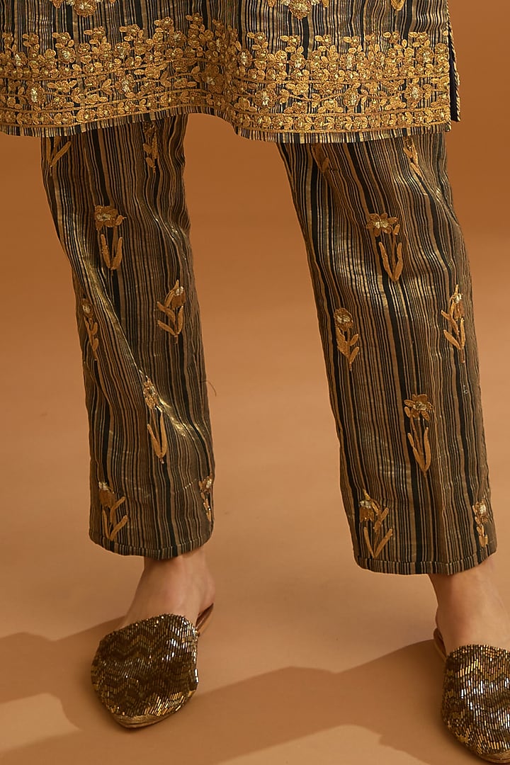 Carbon Black Chanderi Jacquard Embroidered Kurta Set Set by Shyam Narayan Prasad at Pernia's Pop Up Shop