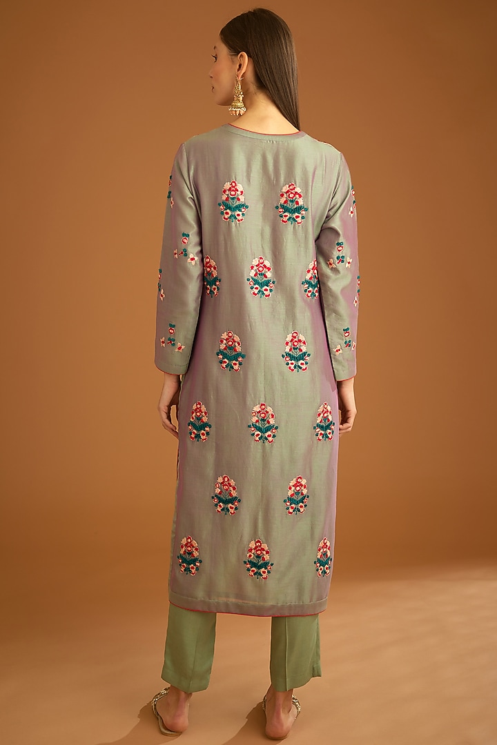 Grey & Green Chanderi Embroidered Kurta Set by Shyam Narayan Prasad at Pernia's Pop Up Shop