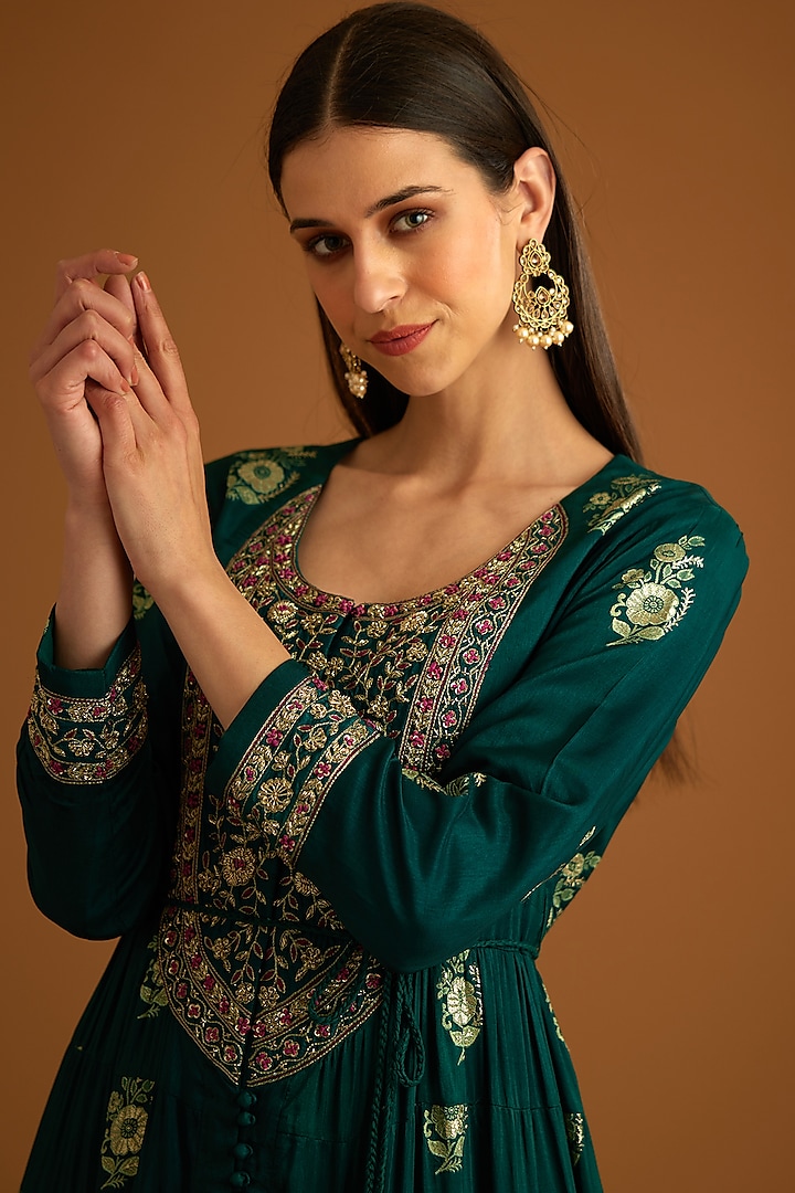 Emerald Green Cotton Satin Embroidered Wedding Anarkali Set by Shyam Narayan Prasad at Pernia's Pop Up Shop