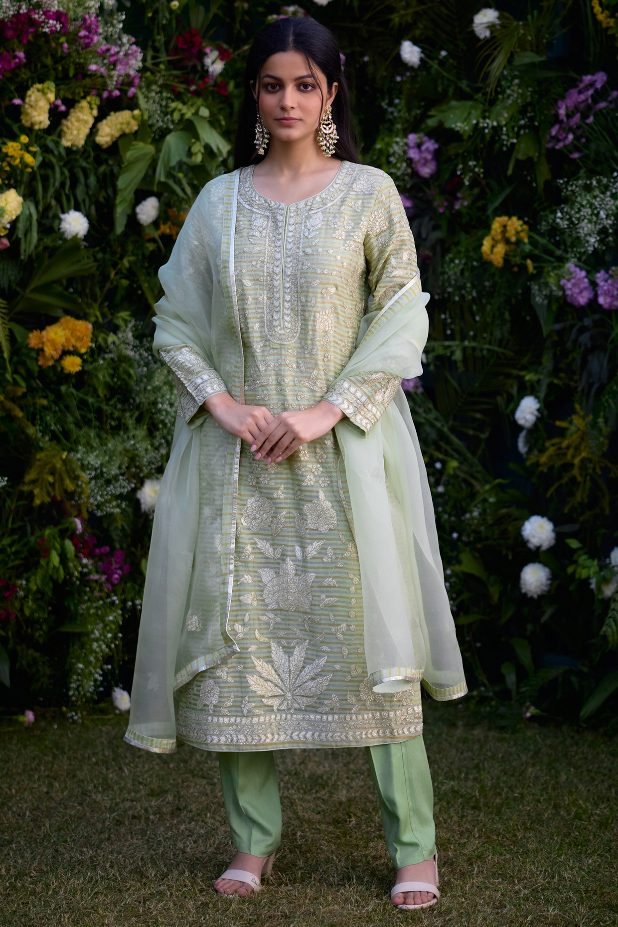 Mist Jade Silk Chanderi Thread Embroidered Kurta Set by Shyam Narayan Prasad at Pernia's Pop Up Shop