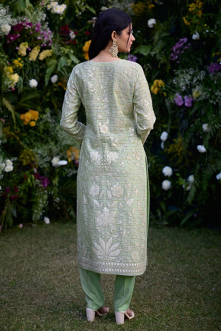 Mist Jade Silk Chanderi Thread Embroidered Kurta Set by Shyam Narayan Prasad at Pernia's Pop Up Shop