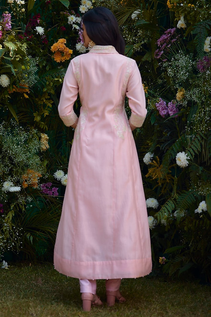 Powder Pink Silk Chanderi Thread Embroidered Angrakha Set by Shyam Narayan Prasad at Pernia's Pop Up Shop