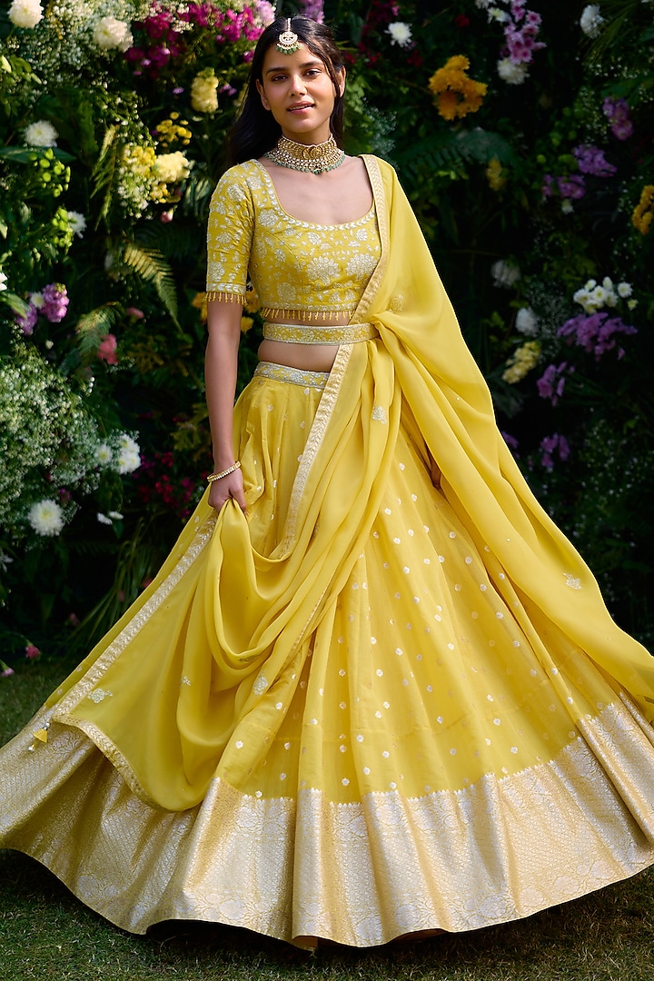 Daffodil Yellow Chanderi Jacquard Thread Embroidered Wedding Lehenga Set by Shyam Narayan Prasad at Pernia's Pop Up Shop