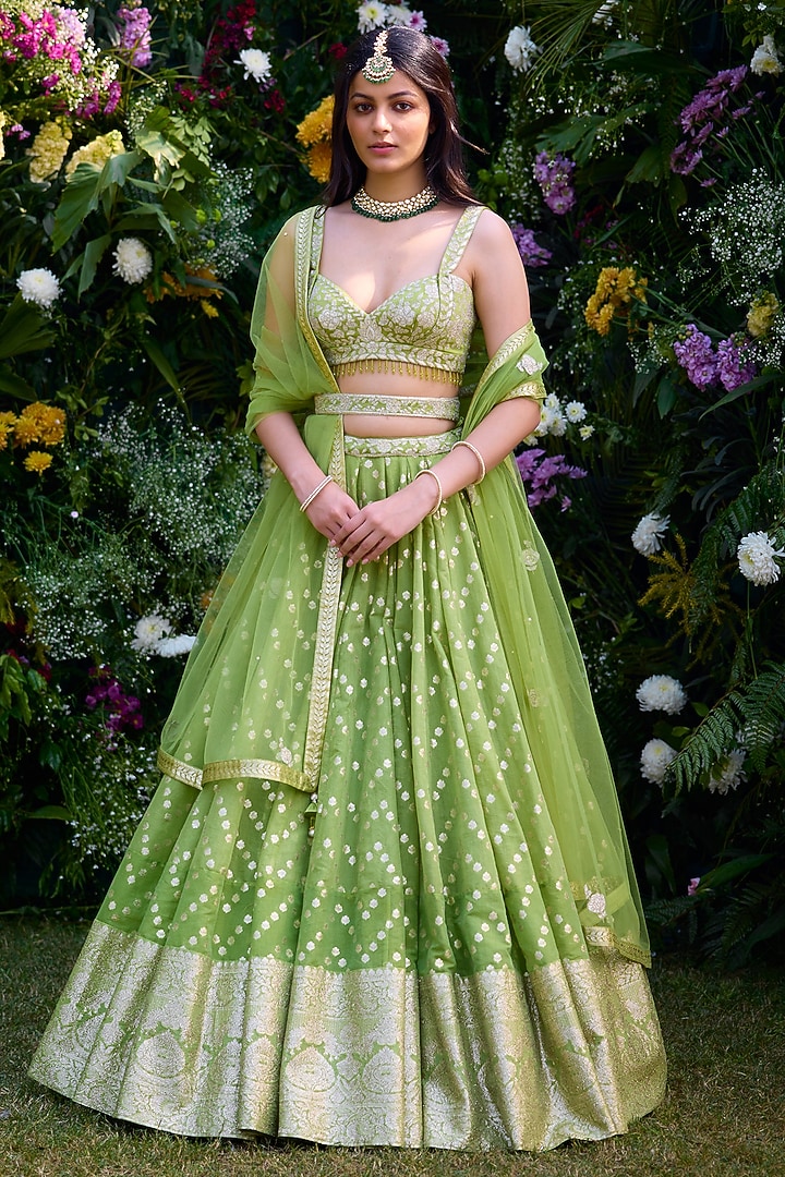 Irish Green Chanderi Jacquard Thread Embroidered Wedding Lehenga Set by Shyam Narayan Prasad at Pernia's Pop Up Shop