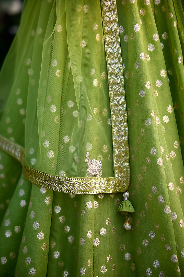 Irish Green Chanderi Jacquard Thread Embroidered Wedding Lehenga Set by Shyam Narayan Prasad at Pernia's Pop Up Shop