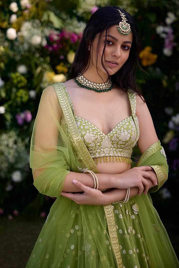 Irish Green Chanderi Jacquard Thread Embroidered Wedding Lehenga Set by Shyam Narayan Prasad at Pernia's Pop Up Shop
