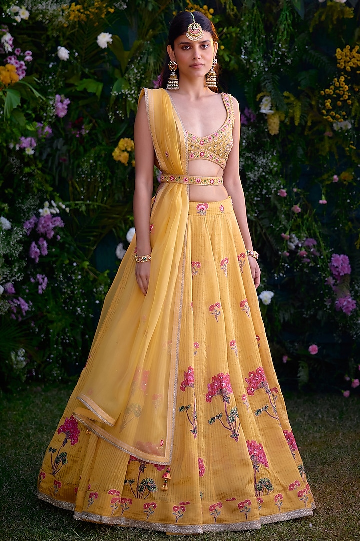 Spectra Yellow Chanderi Brocade Zardosi Embroidered Wedding Lehenga Set by Shyam Narayan Prasad at Pernia's Pop Up Shop