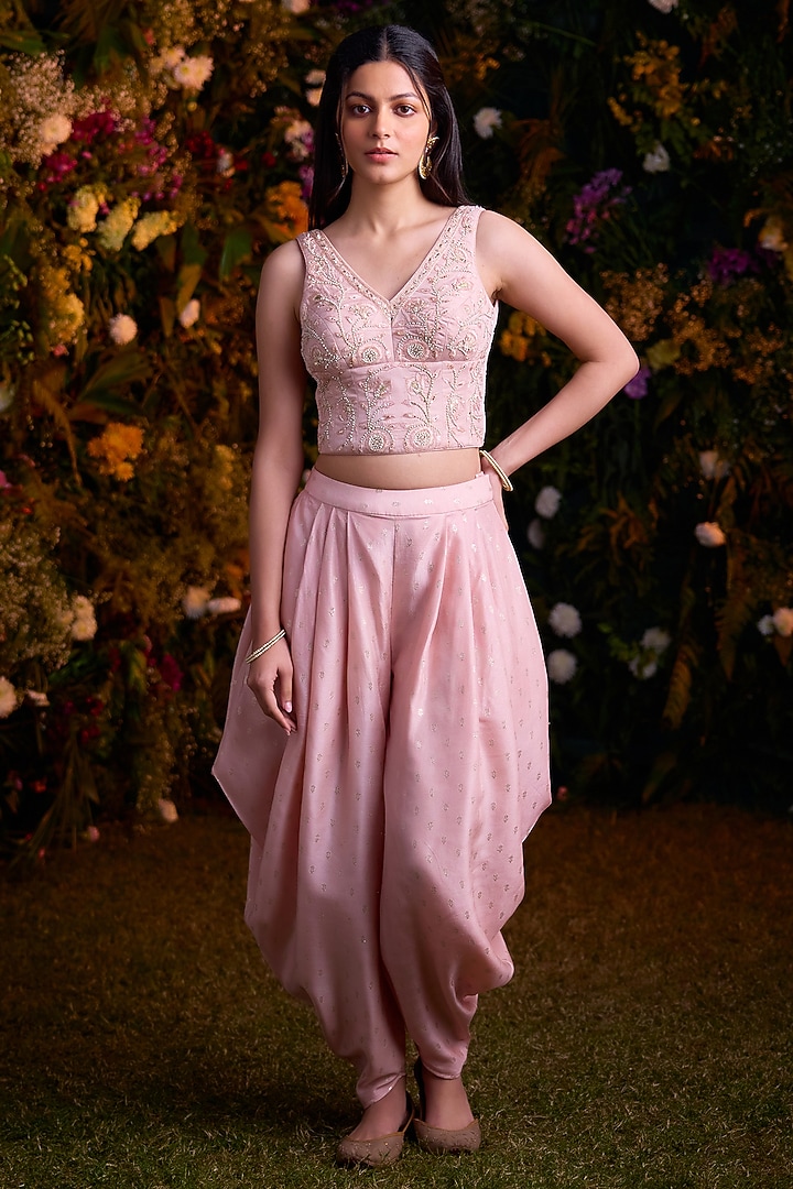Shell Pink Organza Cape Set by Shyam Narayan Prasad at Pernia's Pop Up Shop