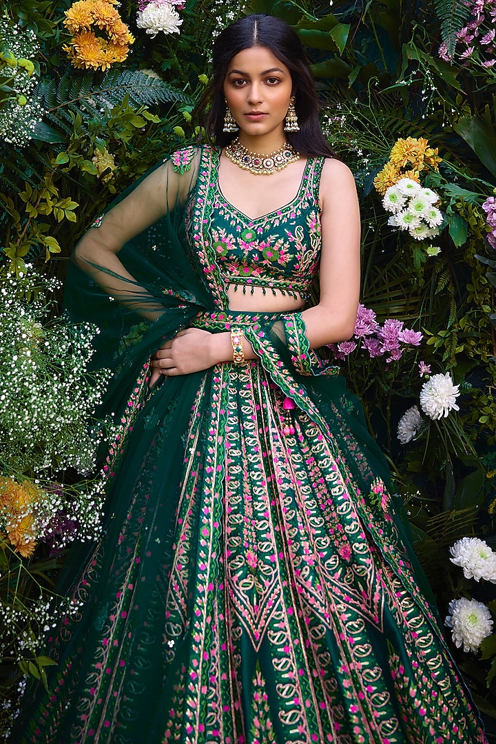 Deep Forest Green Raw Silk Thread Embroidered Bridal Lehenga Set by Shyam Narayan Prasad at Pernia's Pop Up Shop