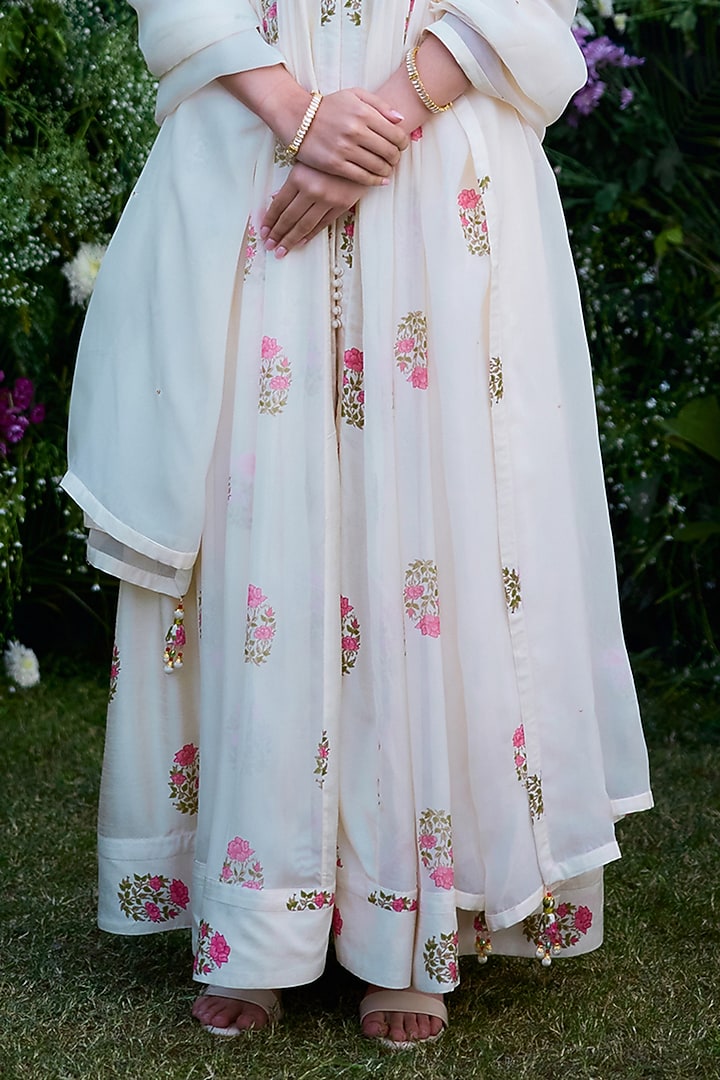 Ivory Modal Block Printed & Zardosi Embroidered Wedding Anarkali Set by Shyam Narayan Prasad at Pernia's Pop Up Shop