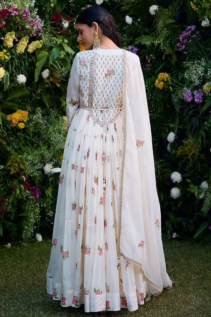 Ivory Dola Silk & Flat Chiffon Zardosi Embroidered Wedding Anarkali Set by Shyam Narayan Prasad at Pernia's Pop Up Shop