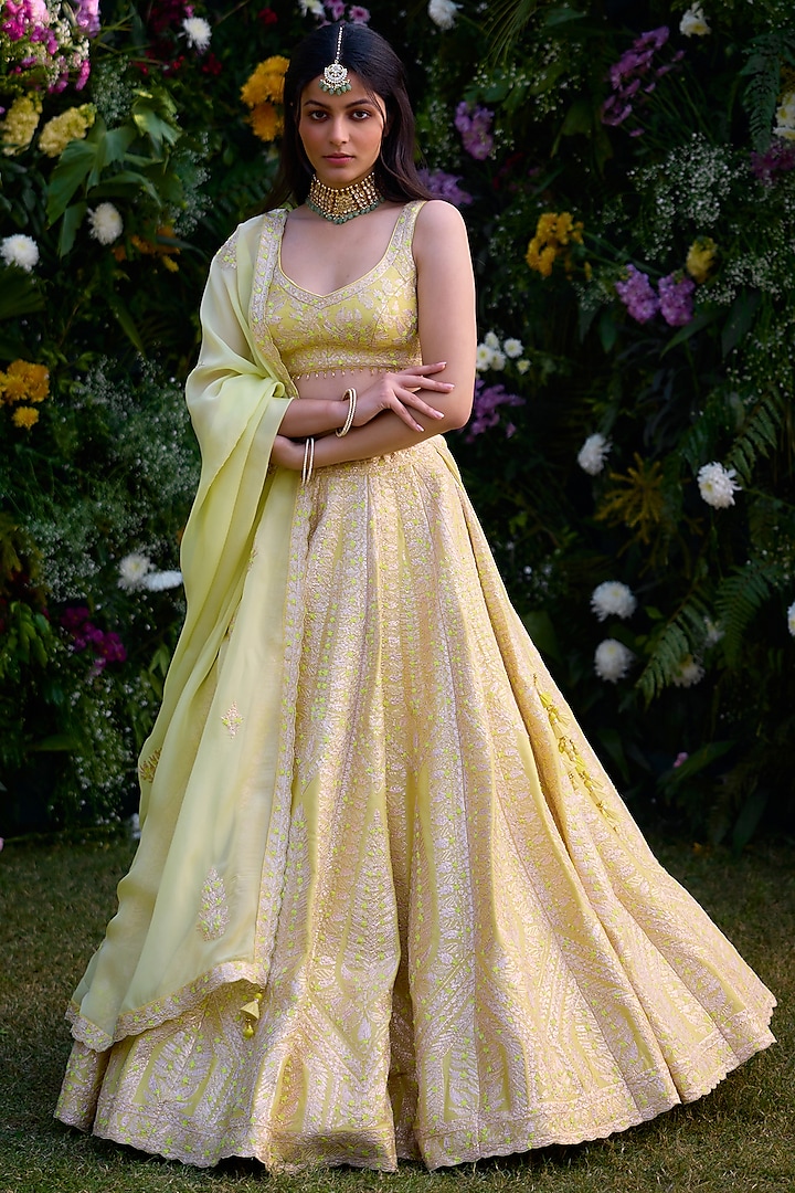 Sunshine Yellow Raw Silk Thread Embroidered  dulhan bday 22 may Lehenga Set by Shyam Narayan Prasad at Pernia's Pop Up Shop