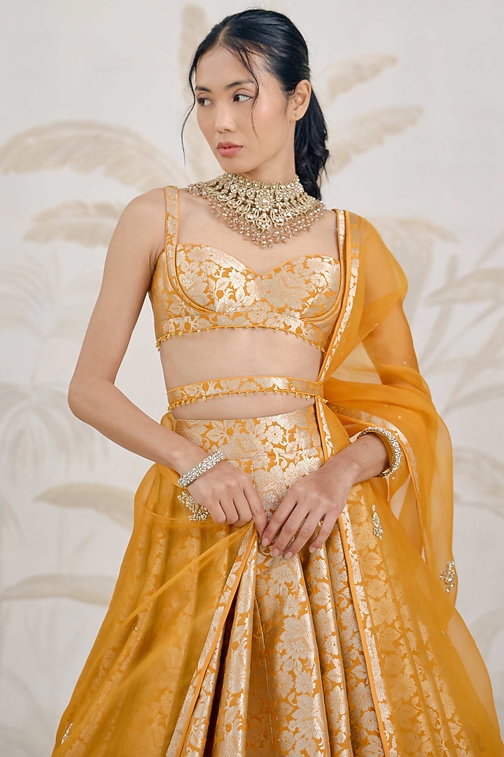 Mustard Yellow Banarasi Silk Brocade Pleated Wedding Lehenga Set by Shyam Narayan Prasad at Pernia's Pop Up Shop
