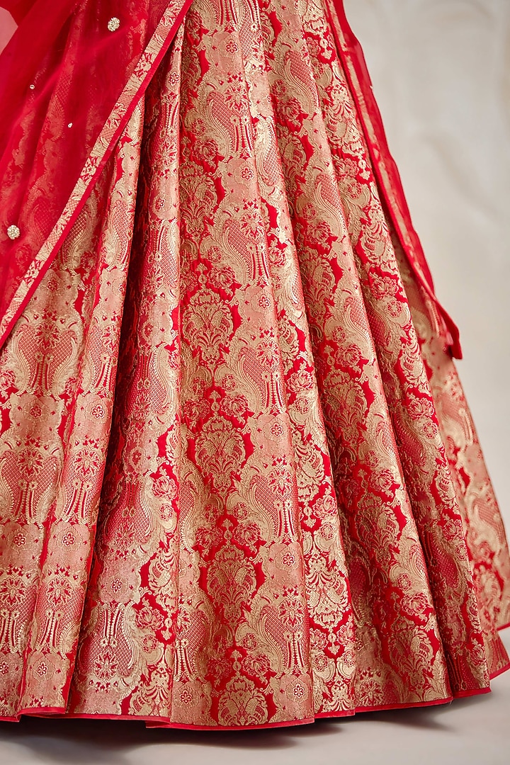 Ribbon Red Banarasi Silk Brocade Pleated Wedding Lehenga Set by Shyam Narayan Prasad at Pernia's Pop Up Shop