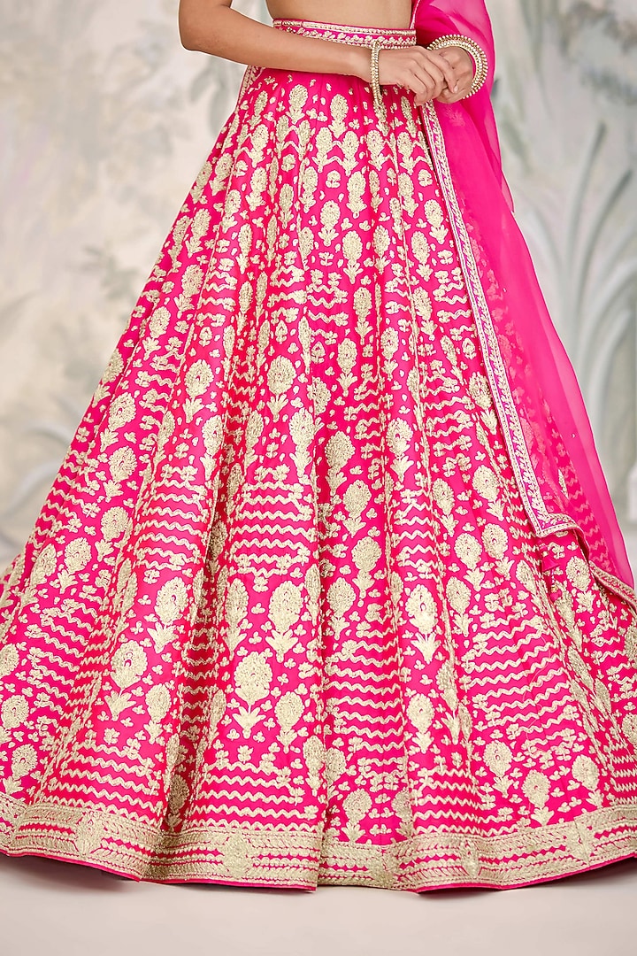 Fuchsia Pink Raw Silk Zari Embroidered Wedding Lehenga Set by Shyam Narayan Prasad at Pernia's Pop Up Shop