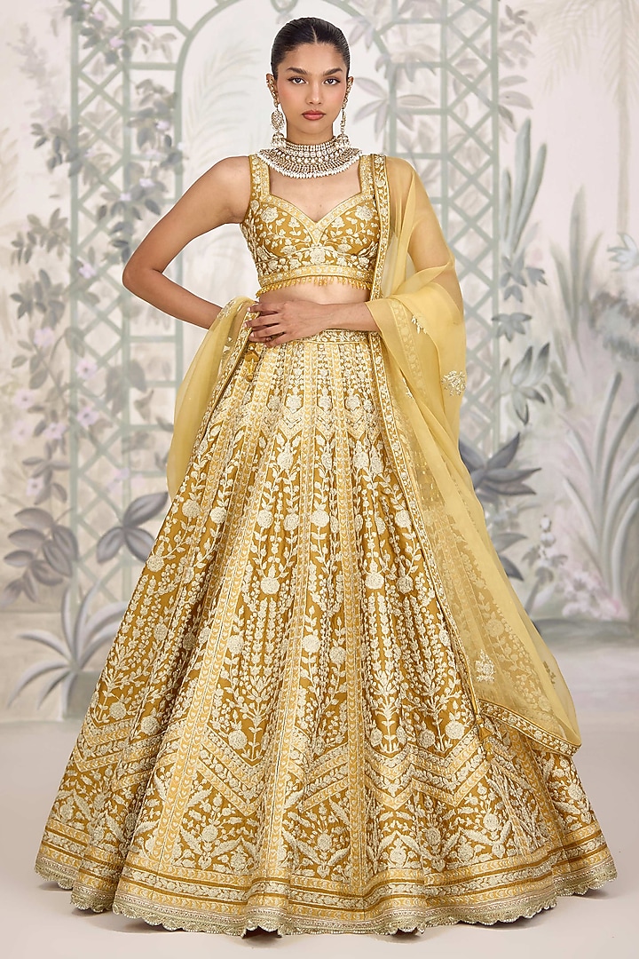 Mustard Yellow Raw Silk Zari Embroidered Wedding Lehenga Set by Shyam Narayan Prasad at Pernia's Pop Up Shop