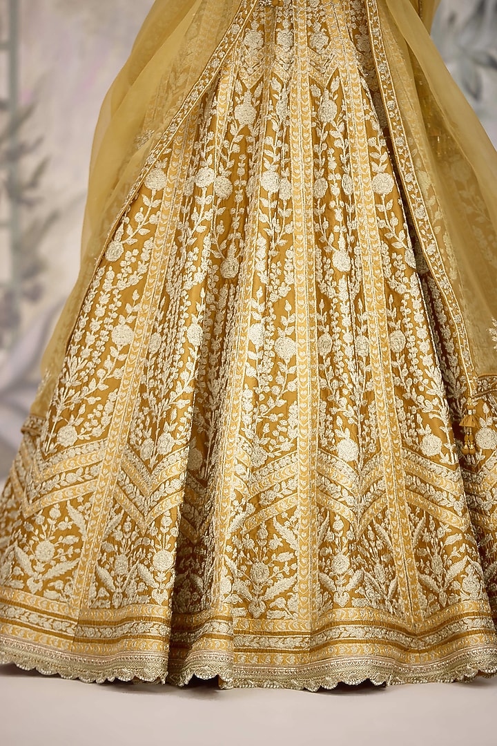 Mustard Yellow Raw Silk Zari Embroidered Wedding Lehenga Set by Shyam Narayan Prasad at Pernia's Pop Up Shop