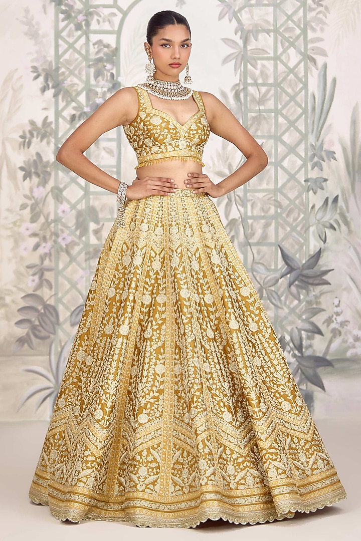 Mustard Yellow Raw Silk Zari Embroidered Wedding Lehenga Set by Shyam Narayan Prasad at Pernia's Pop Up Shop