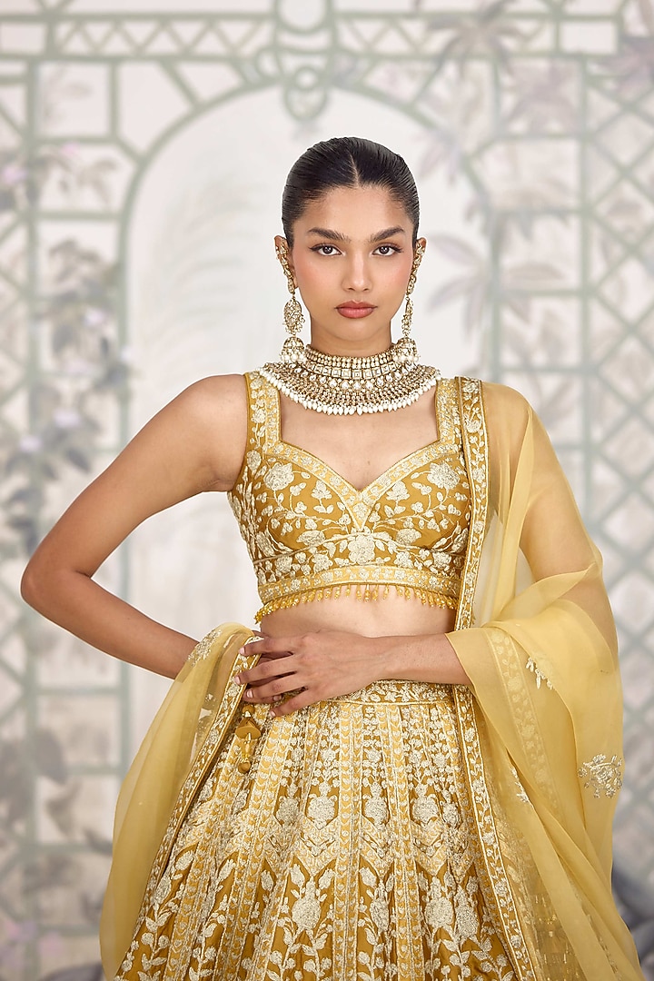 Mustard Yellow Raw Silk Zari Embroidered Wedding Lehenga Set by Shyam Narayan Prasad at Pernia's Pop Up Shop