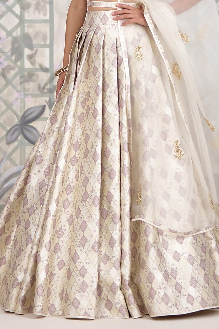 Winter White Banarasi Silk Brocade Embroidered Wedding Lehenga Set by Shyam Narayan Prasad at Pernia's Pop Up Shop