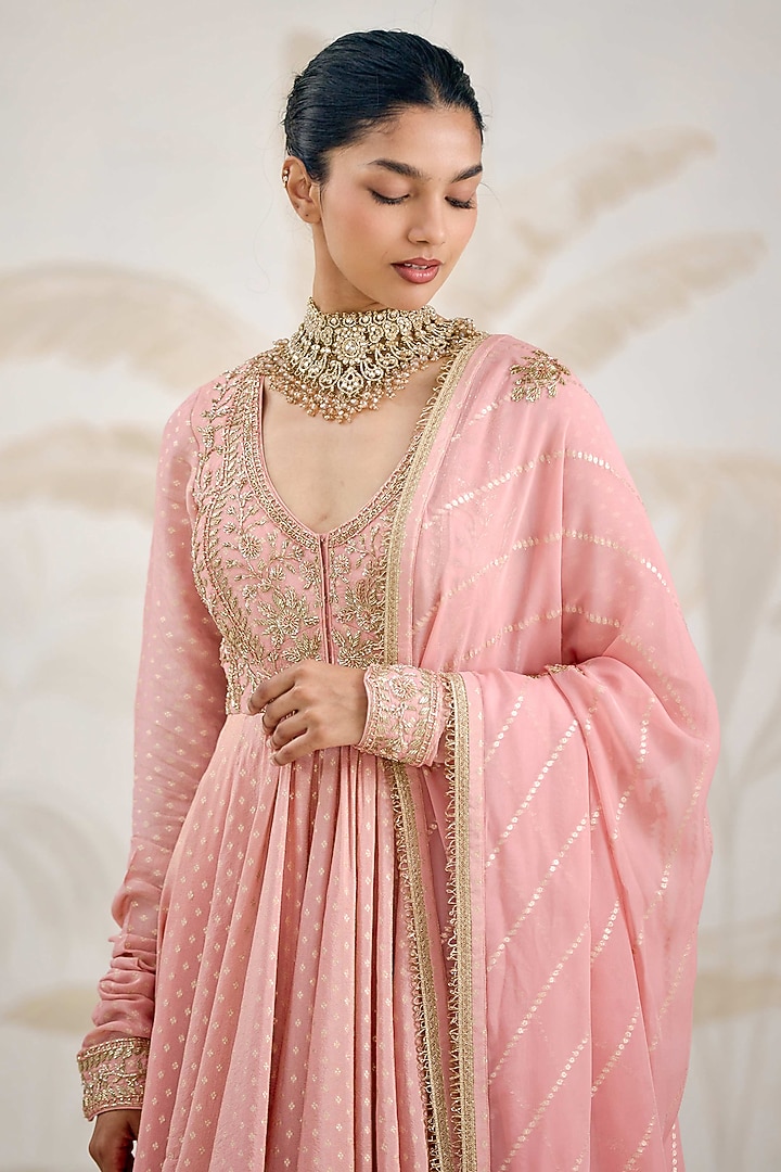 Old Rose Pink Banarasi Georgette Zardosi Embroidered Wedding Anarkali Set by Shyam Narayan Prasad at Pernia's Pop Up Shop