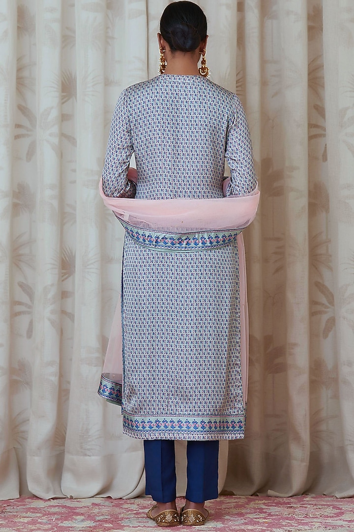Blue & Grey Embroidered Kurta Set by Shyam Narayan Prasad at Pernia's Pop Up Shop