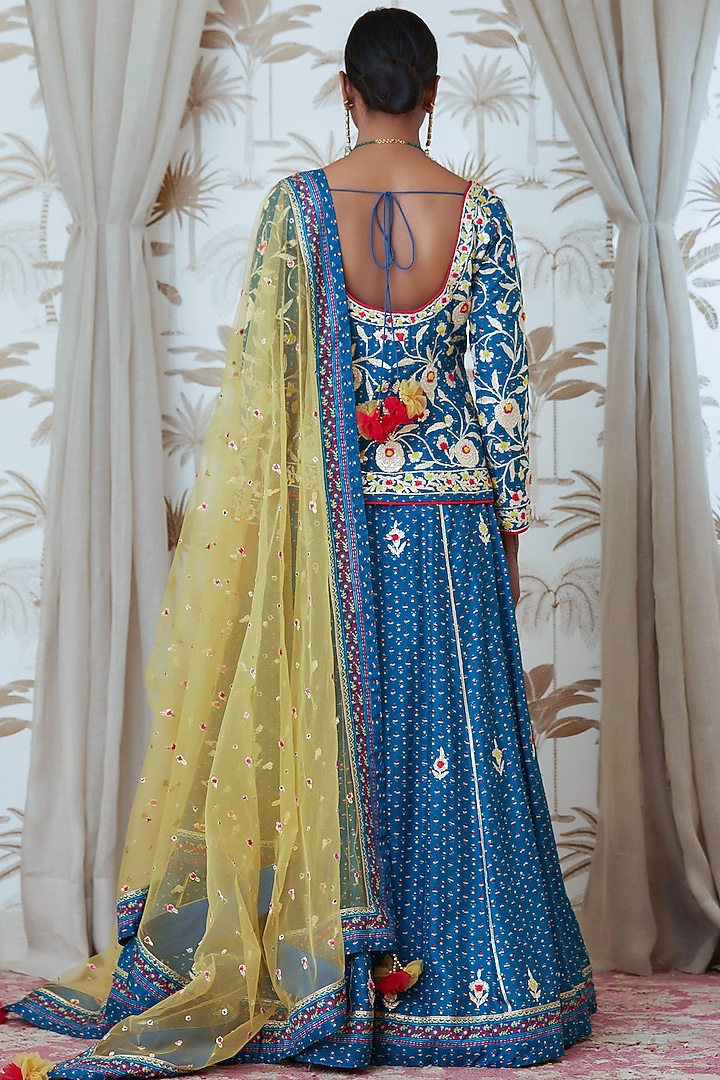 Teal Blue Printed & Embroidered Kurta Set by Shyam Narayan Prasad at Pernia's Pop Up Shop
