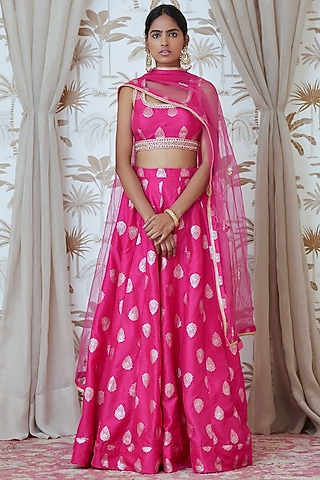 Magenta Embroidered Lehenga Set by Shyam Narayan Prasad