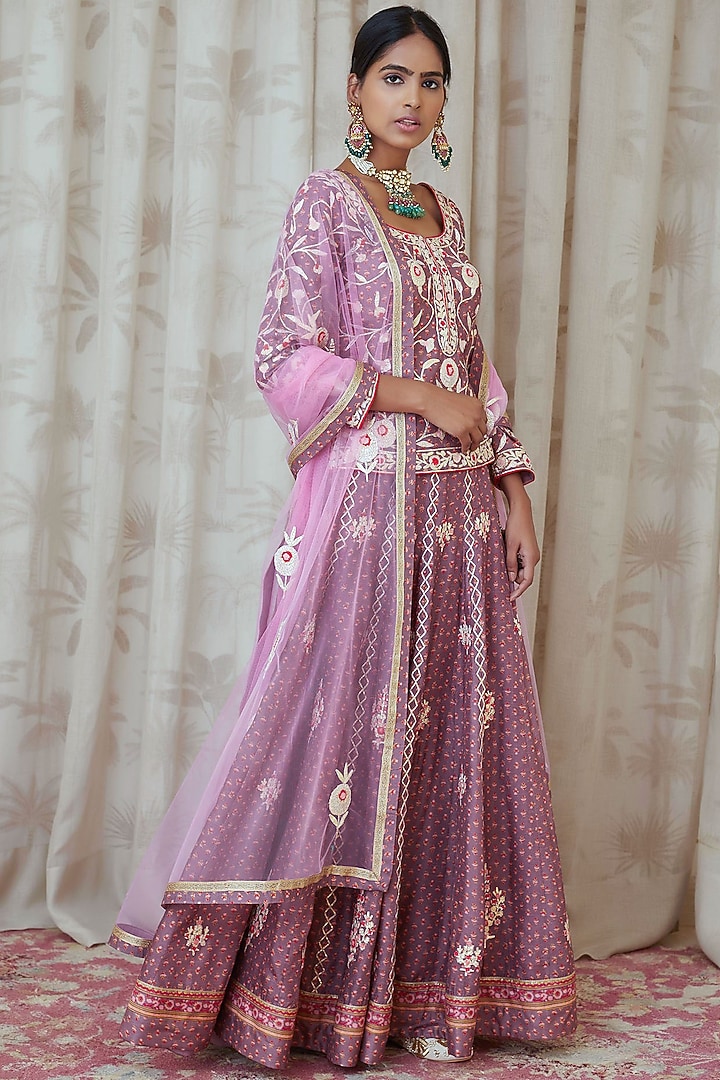 Neutral Purple Embroidered & Printed Kurta Set by Shyam Narayan Prasad at Pernia's Pop Up Shop
