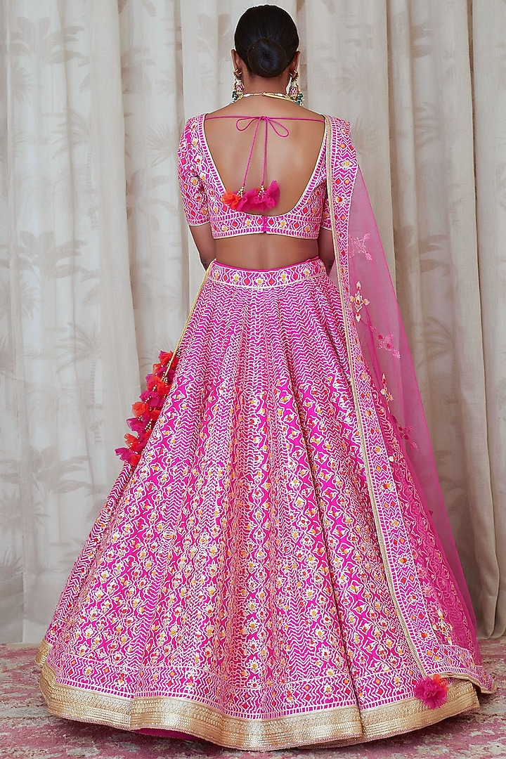 Magenta Pink Embroidered Wedding Lehenga Set by Shyam Narayan Prasad at Pernia's Pop Up Shop