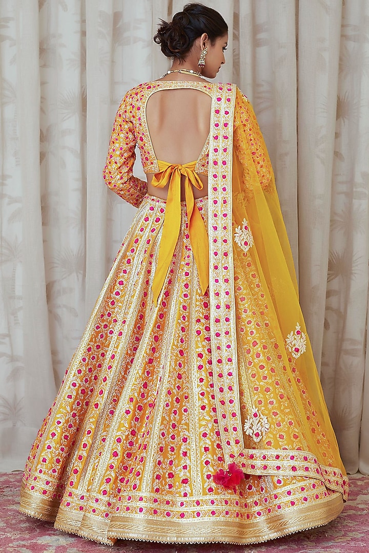 Mustard Embroidered Wedding Lehenga Set by Shyam Narayan Prasad at Pernia's Pop Up Shop