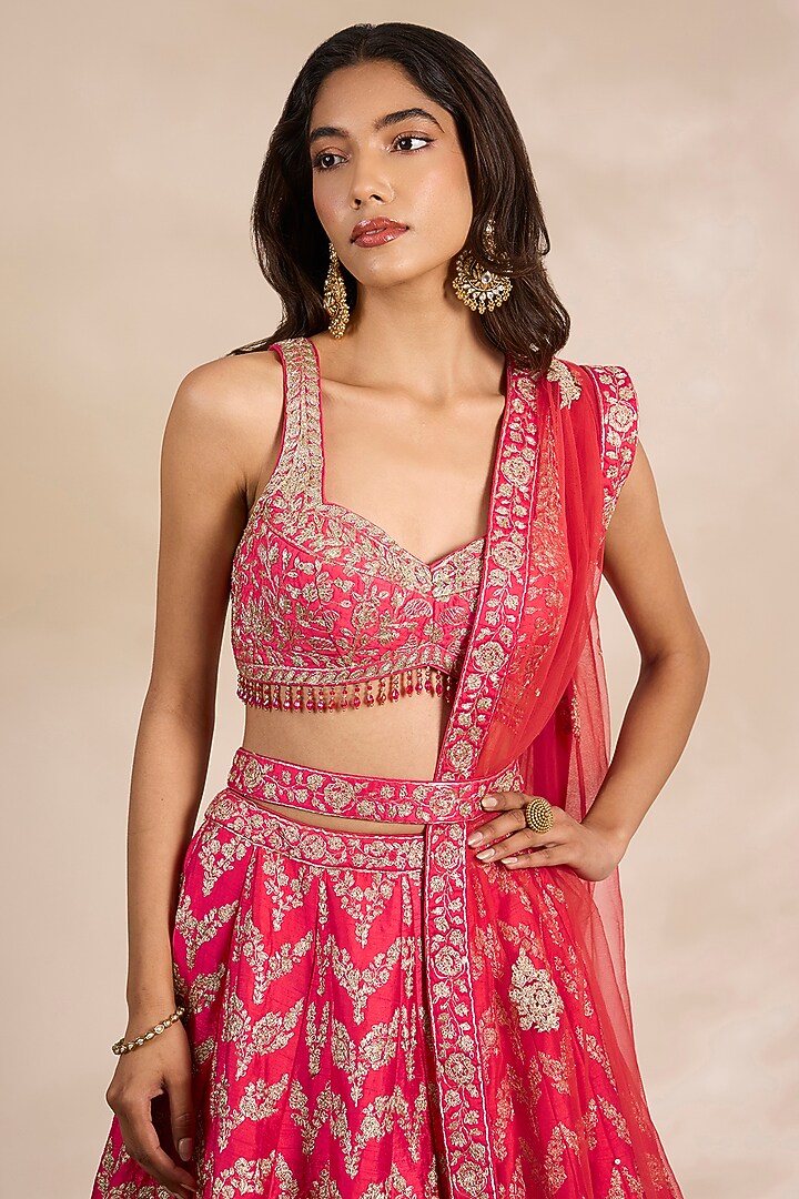 Hibiscus Pink Raw Silk & Organza Wedding Lehenga Set by Shyam Narayan Prasad at Pernia's Pop Up Shop