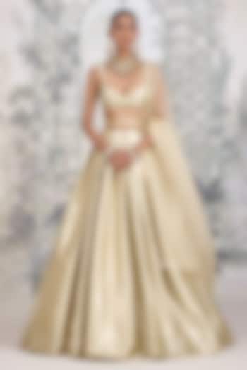 Gold Banarasi Silk Brocade Pleated Wedding Lehenga Set by Shyam Narayan Prasad at Pernia's Pop Up Shop